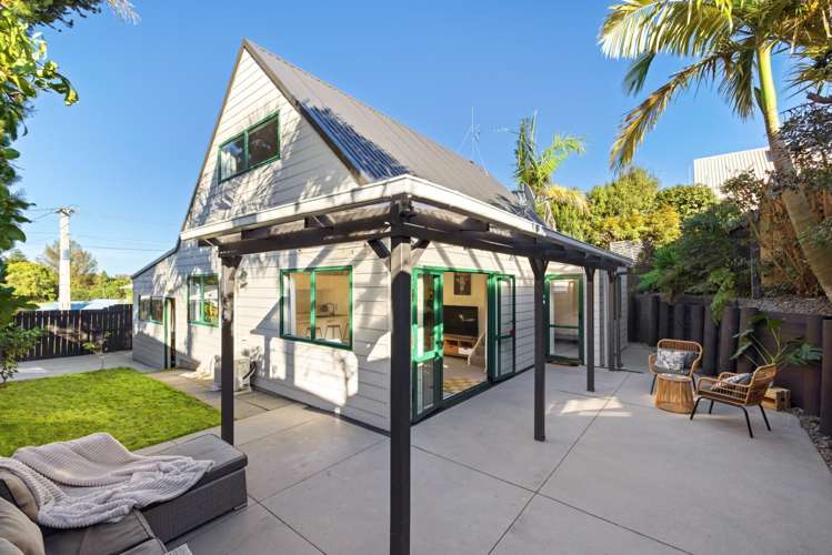 37A Meadowland Street_0