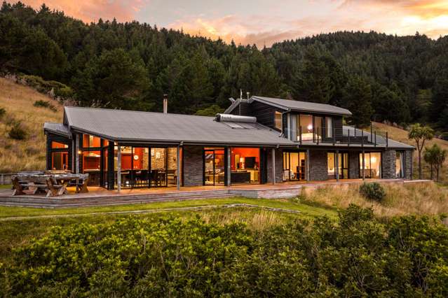 528 Oyster Bay Marlborough Sounds_4