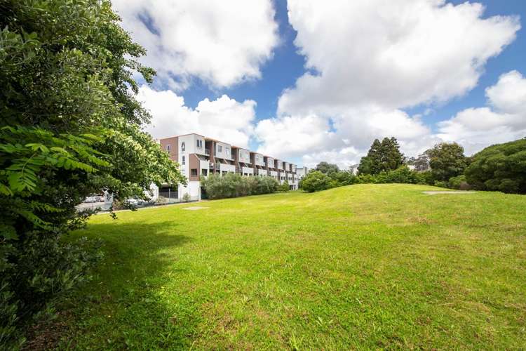 212/287 Onehunga Mall Onehunga_13