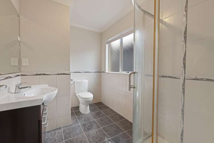 11 Norwood Drive Flat Bush_11