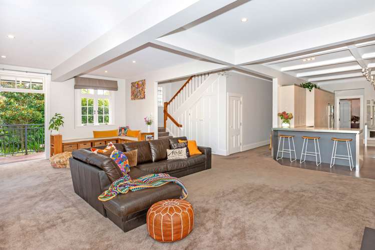 50 Stout Street Whataupoko Gisborne District Houses for Sale