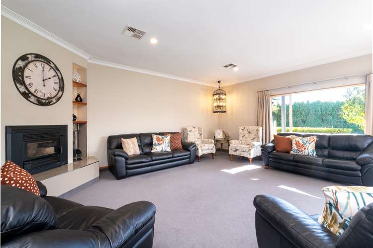 300 Nottingley Road Frimley_5