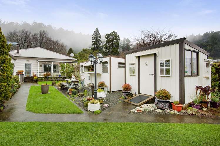 21 Hine Road Wainuiomata_1