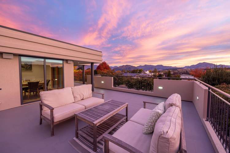 83 Meadowstone Drive Wanaka_10