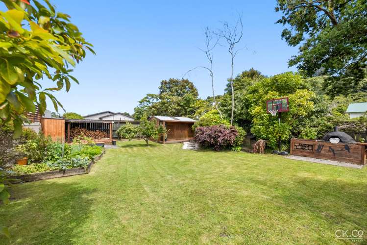 4 Richard Street Belmont_18