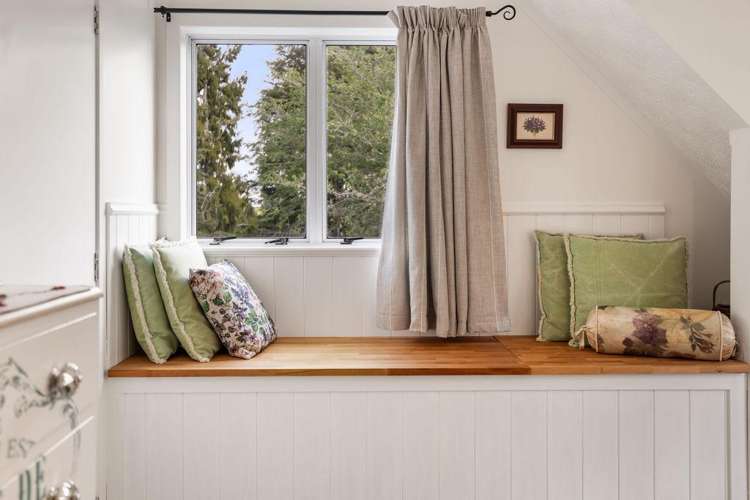 1849 Manawahe Road Manawahe_18