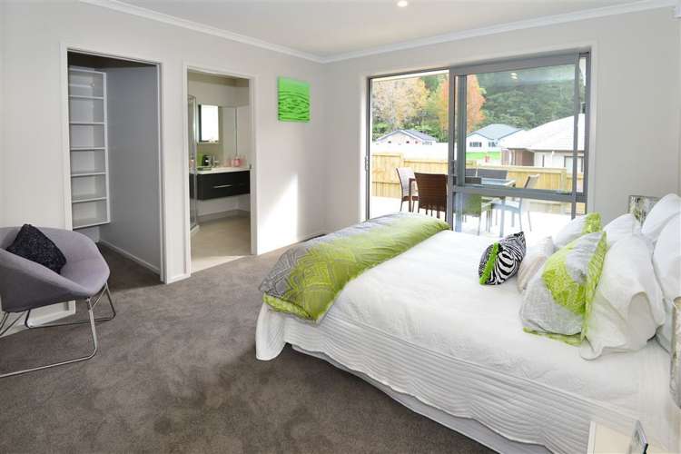 41 Crabb Fields Lane Riverhead_22