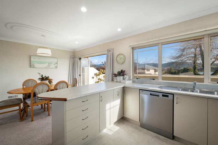 38 Francis Drive_5