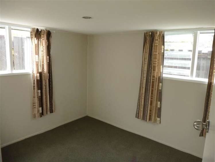 24 Gambare Place Wattle Downs_9