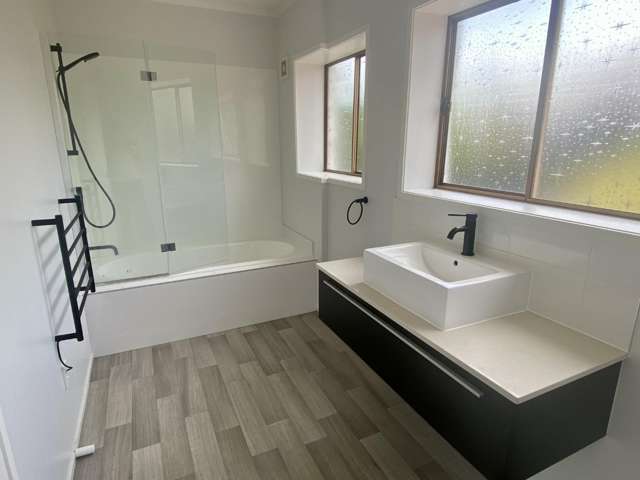 2/8 Wood Street Papakura_4