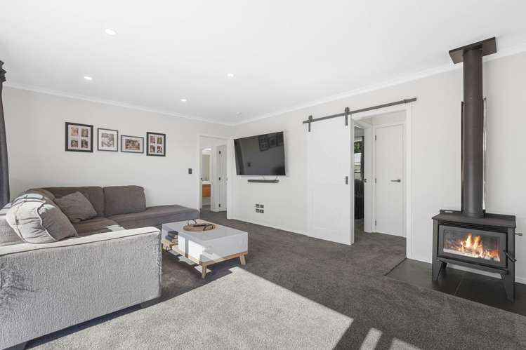 7 Angus Place Carterton_3