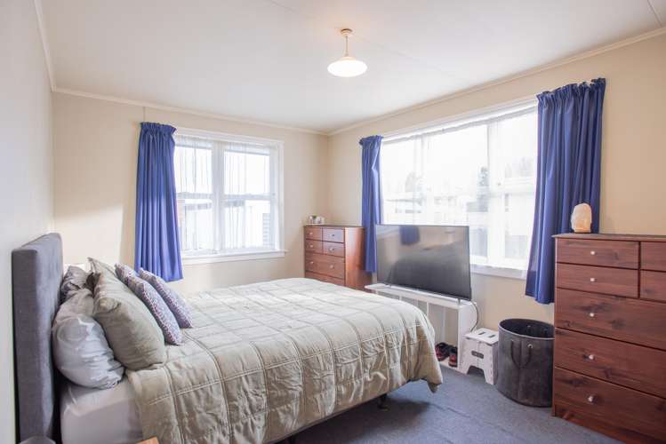 16 Great North Road Winton_9