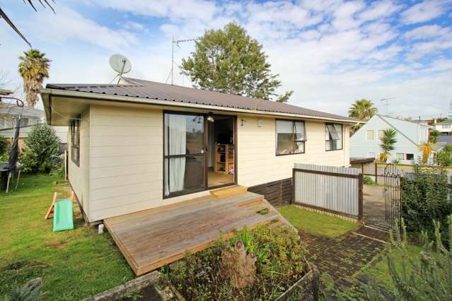 2/7 Albertson Place Manurewa_2