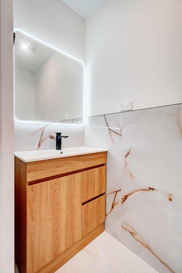 74B Awaroa Road Sunnyvale_18