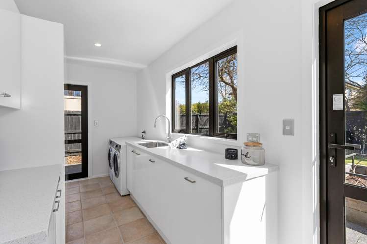 153 Regent'S Park Drive Casebrook_23