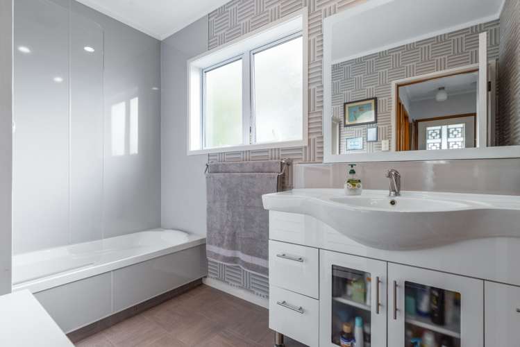 47 Henley Crescent Pirimai_14