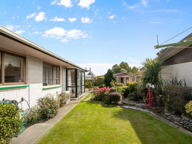 2/9 Manor Place Redwoodtown_3