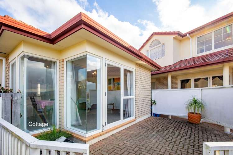 9-11 Cobbe Place Pomare_17