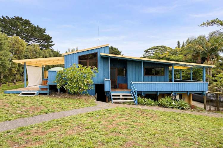 142 Takahe Road/ 2 Kaka St Ahipara_23