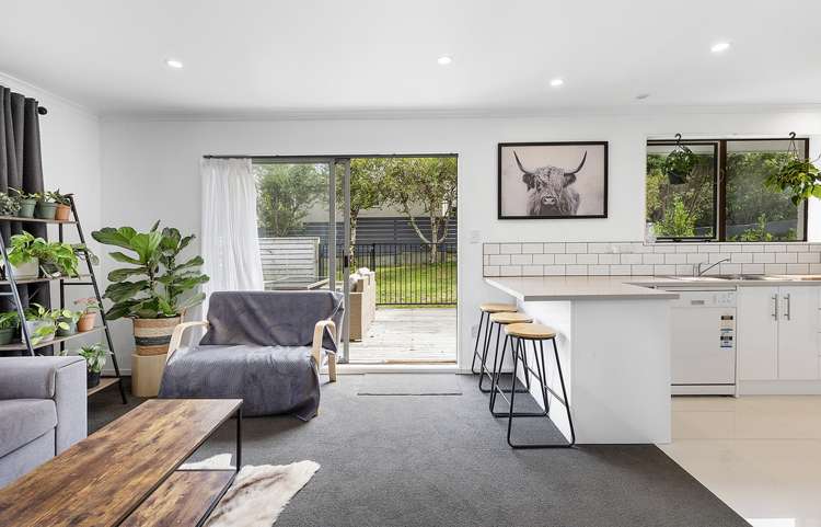 27 Akaroa Drive Maupuia_7