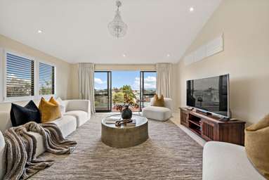 8/281c Hillsborough Road_1