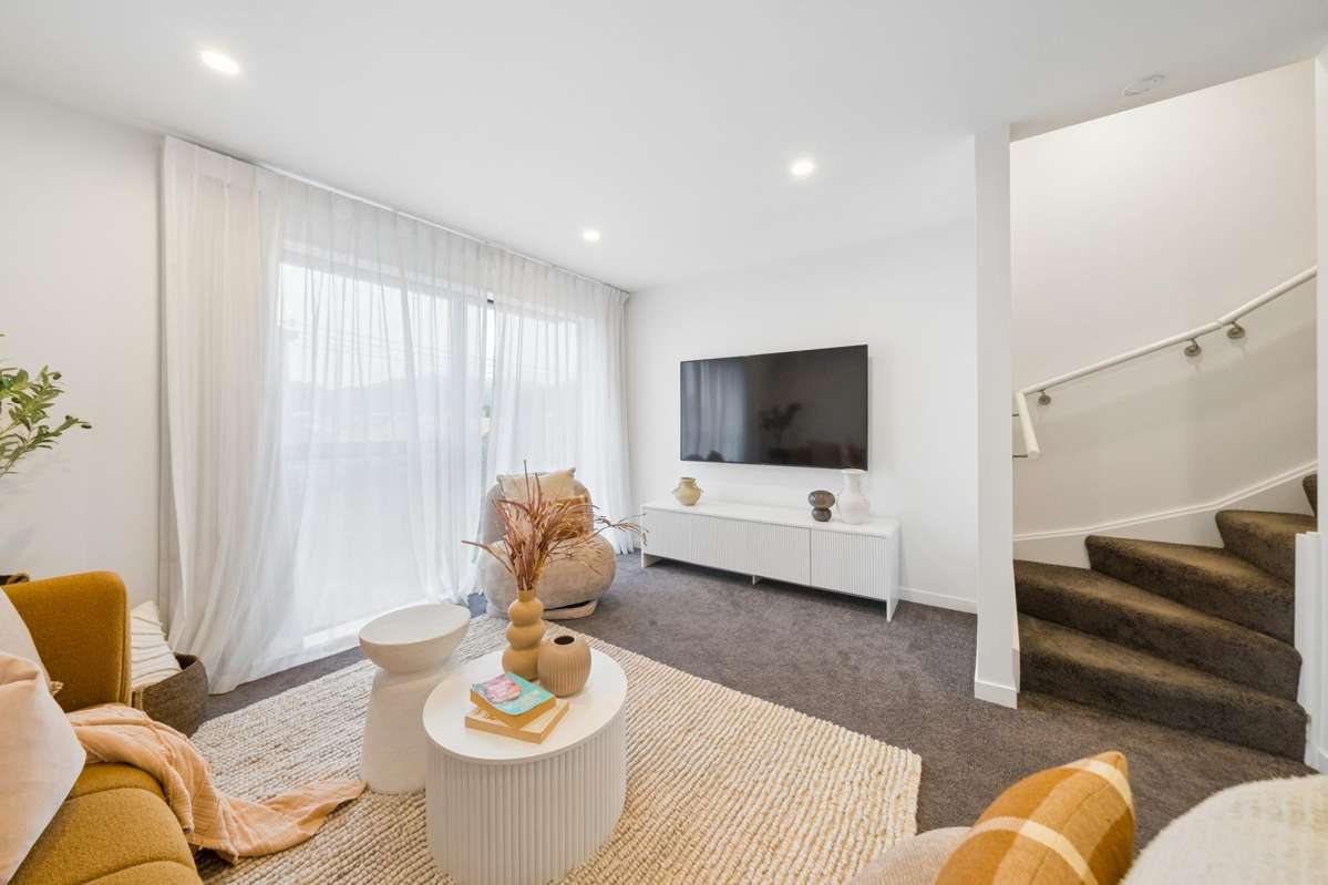 2/12 Stanley Street_3
