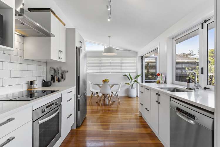 38 Wellesley Road Mangere Bridge_1