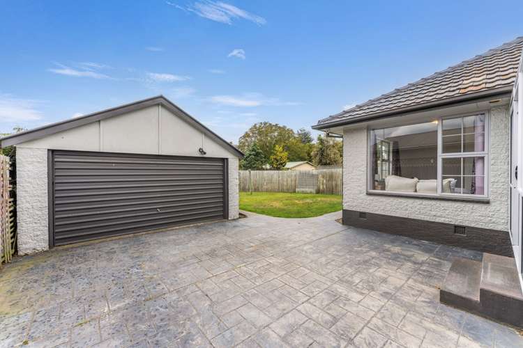 67 Chartwell Street Burwood_12