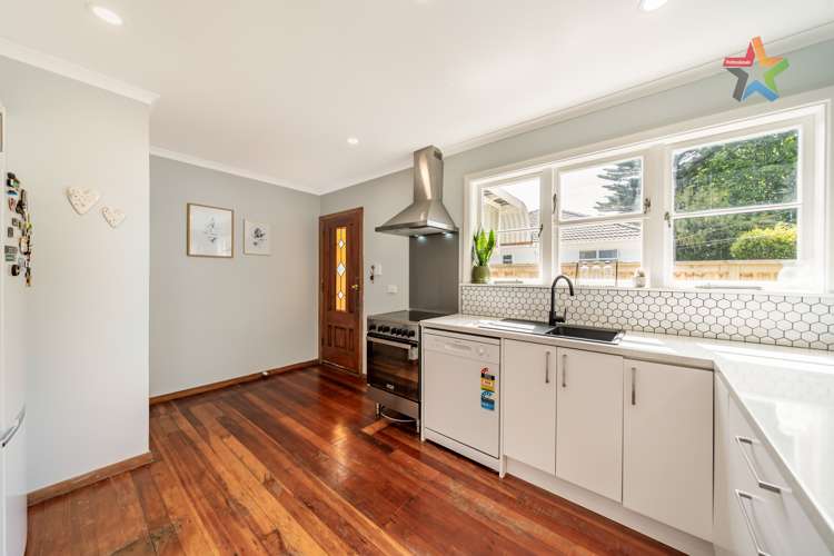 31 Hine Road Wainuiomata_5