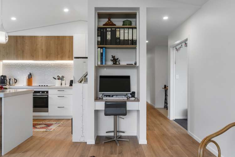 200 Birdwood Road Massey_12