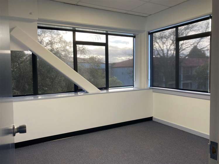 First Floor, 46-50 Bloomfield Terrace Lower Hutt_7