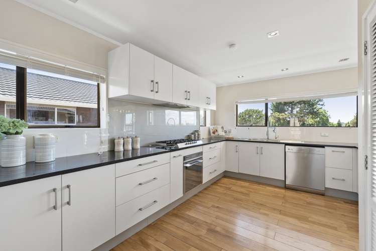 123 Chelsea View Drive Chatswood_10