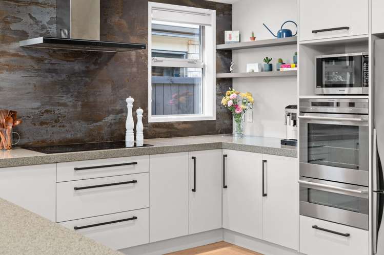 140 Saint James Drive Huntington_14