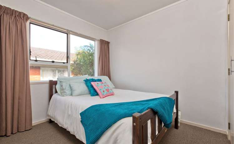 2/135 Campbell Road One Tree Hill_10