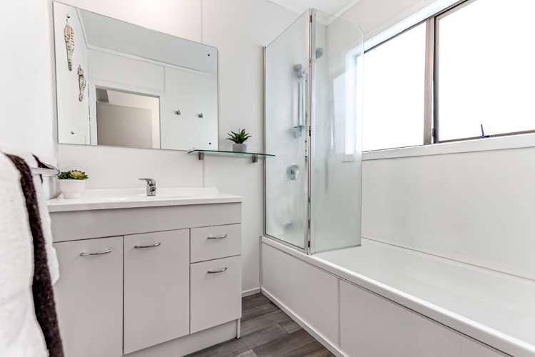 3 Jasmine Avenue Dinsdale_21