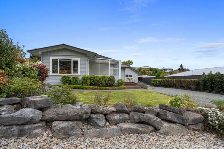 38 Churchill Avenue Richmond_14