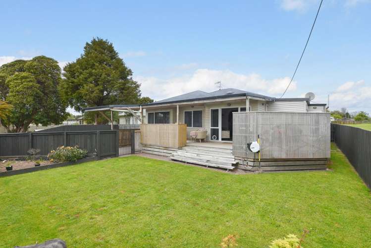 11 Russell Road Fairy Springs_1