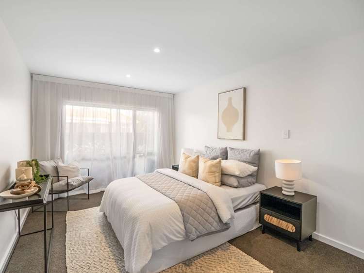 1/42 Northcote Road_0