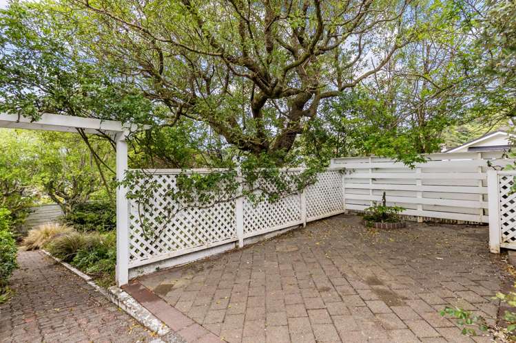 16 Newcombe Crescent Karori_13