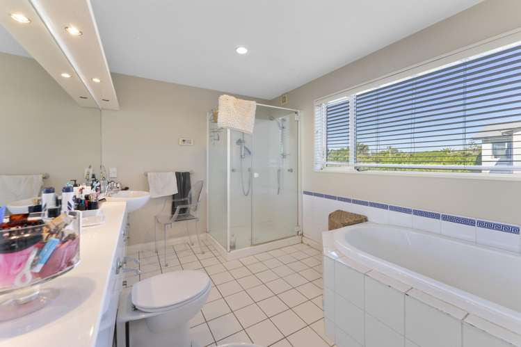 175 Rocking Horse Road Southshore_17