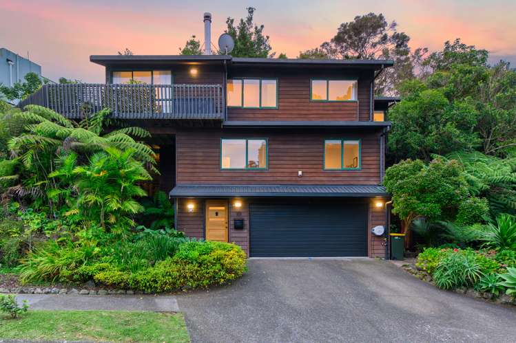 92 Hadfield Street Beach Haven_1