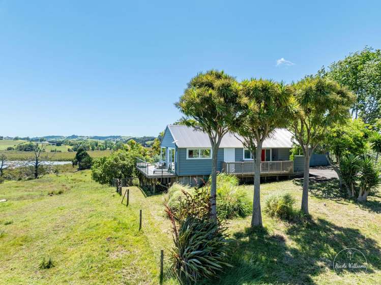 47 Merril Road Paparoa_17