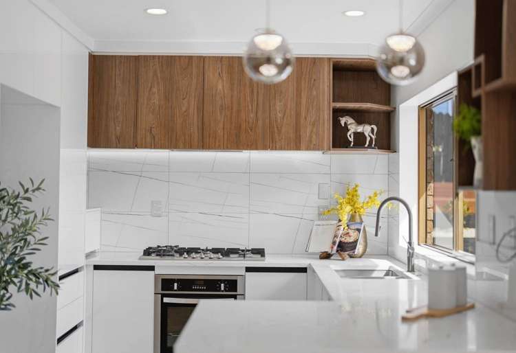 8 Caldecote Place Flat Bush_16