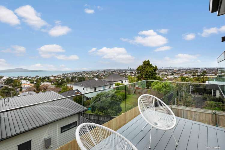 167 East Coast Road Castor Bay_15