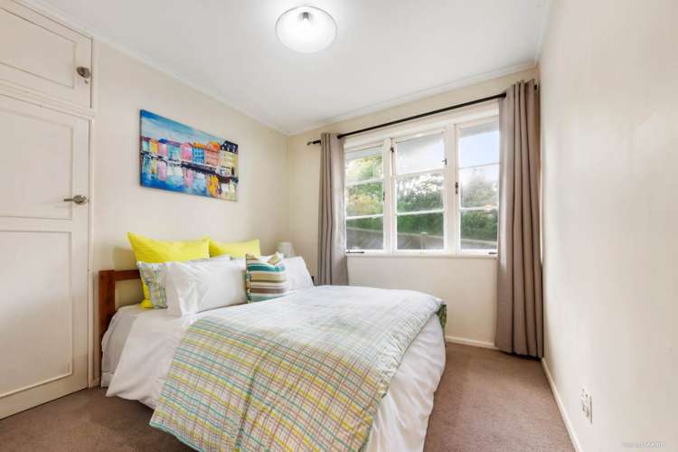 92 Mount Royal Avenue Mt Albert_11