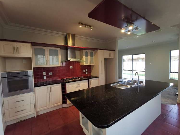 46 Waimanu Bay Drive Te Atatu Peninsula_9