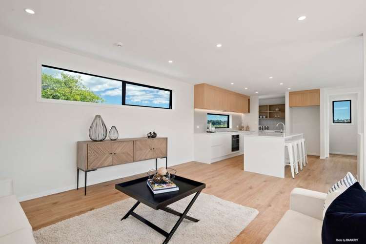 2/56 Woodlands Crescent Browns Bay_20