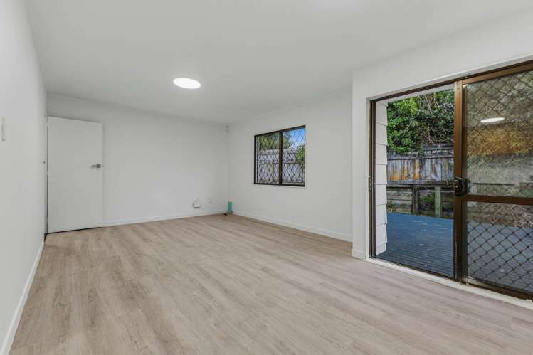 2/9 Maplesden Drive_3