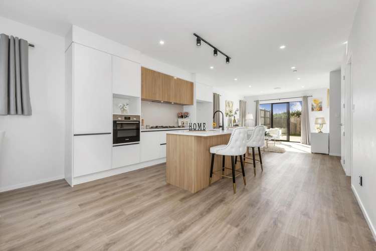 8 Frontier Lane_3