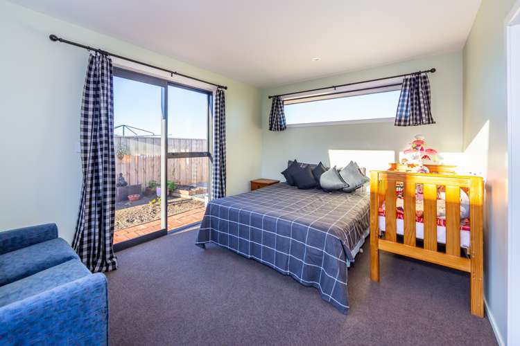 10 Bonecrusher Street Lincoln_7